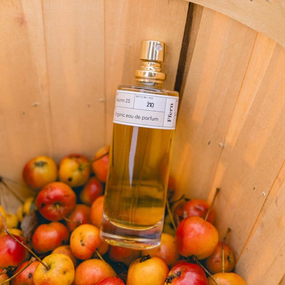 🍎 {PRICE FIRM} Ffern Autumn ‘25 ~ Organic Eau de Parfum